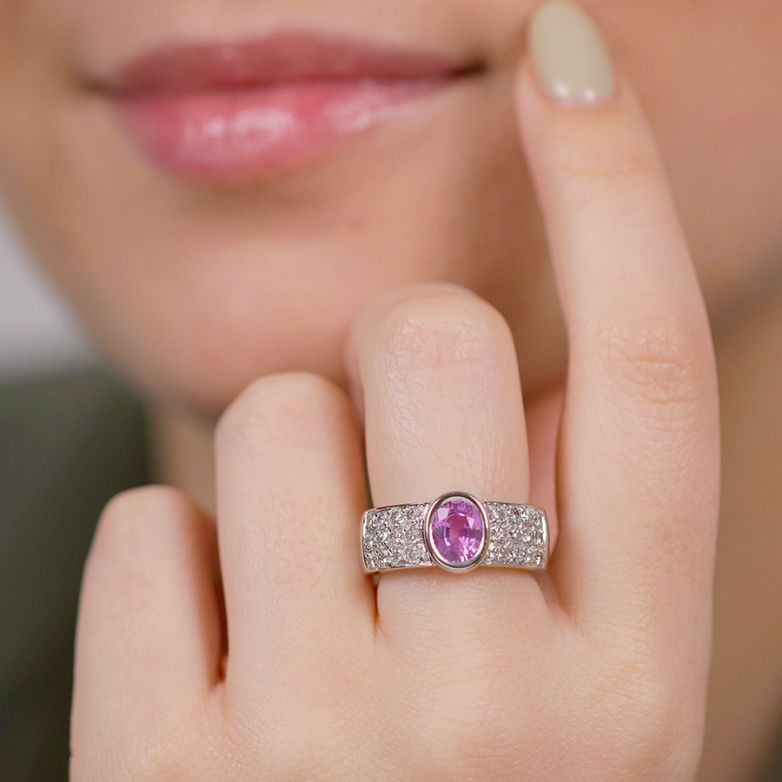 Ring pink sapphire 1.61...