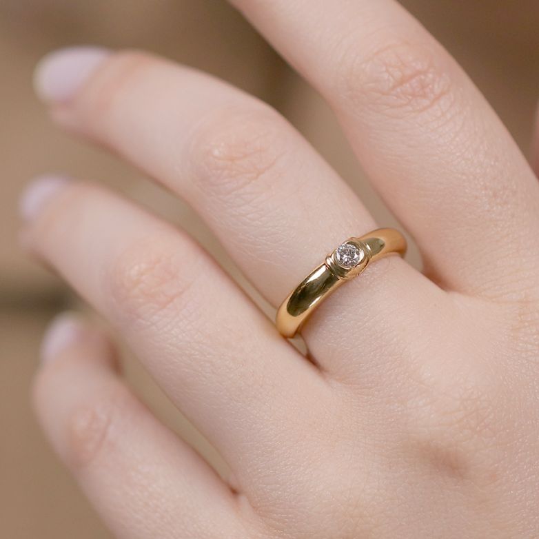 Diamond ring 0.15 carat...