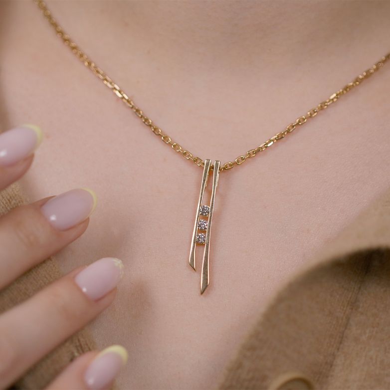 Diamond trilogy pendant...