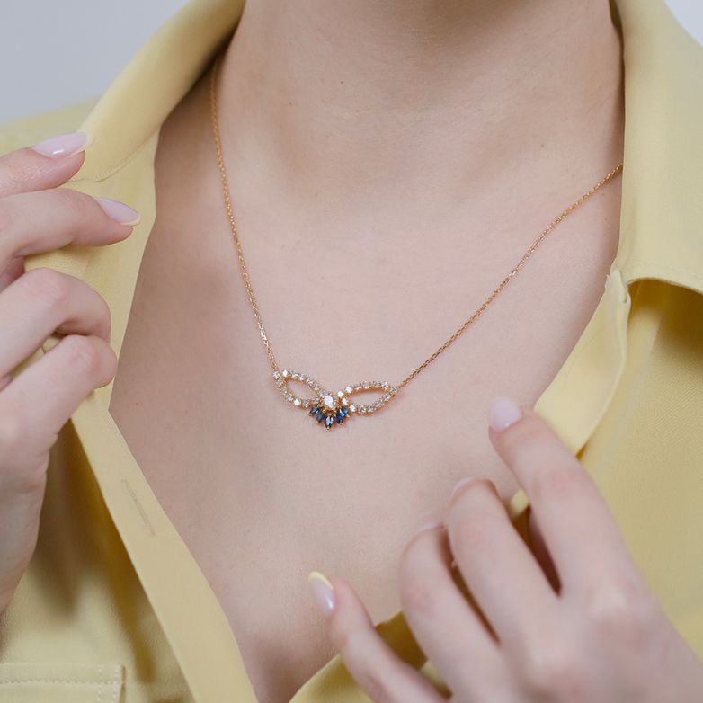 Necklace sapphires 0.40...