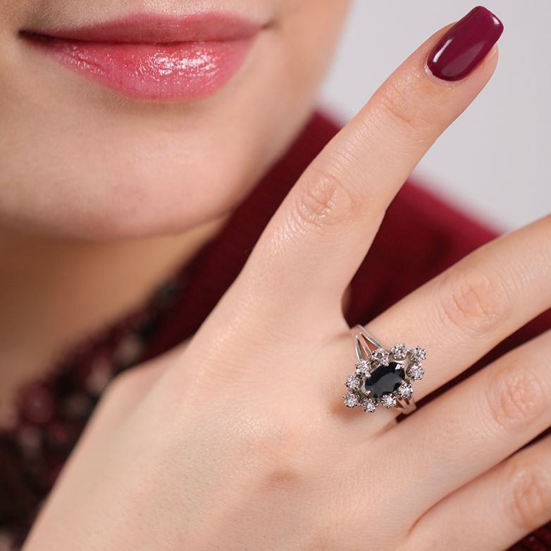 Ring sapphire 1.05 carat...