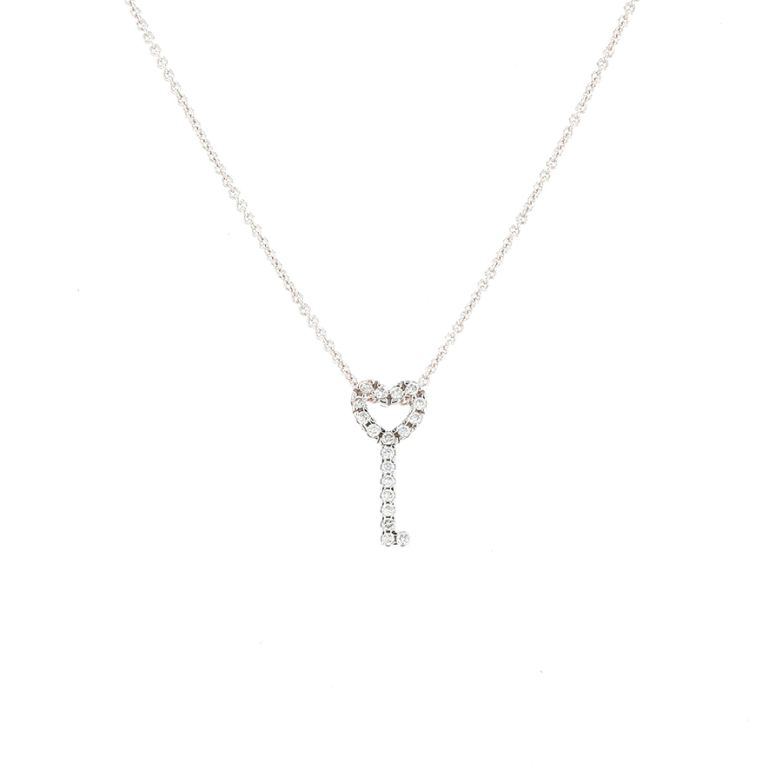 Necklace signed Chimento...