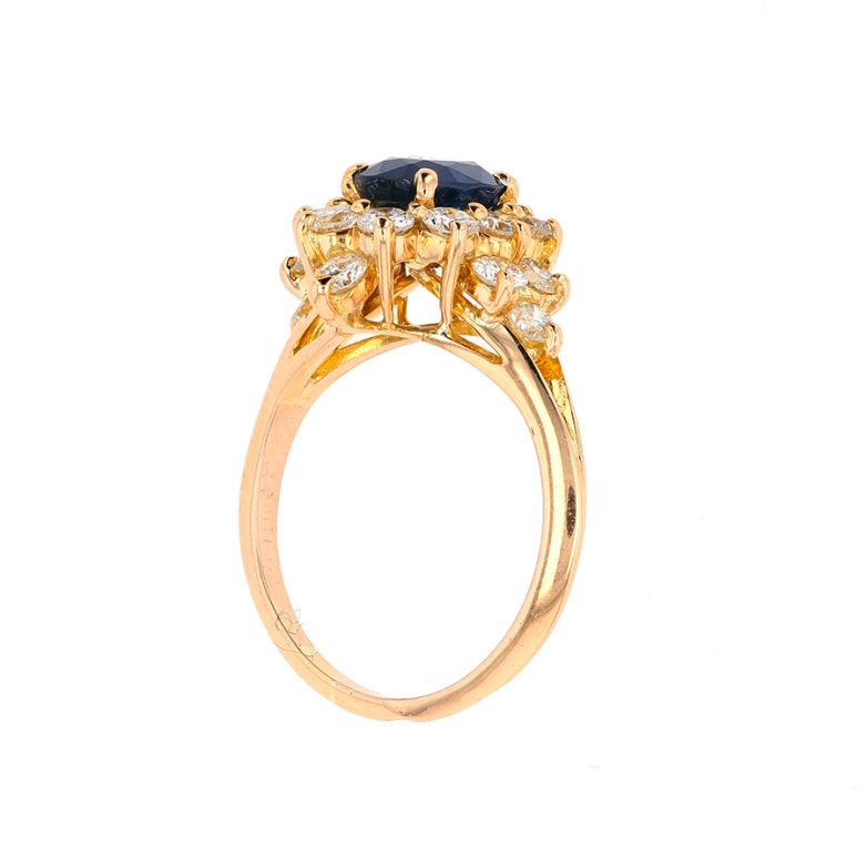 Ring sapphire 1.03 carat...