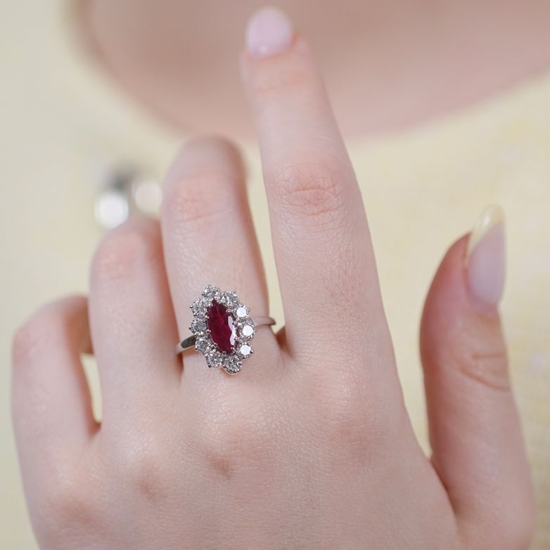 Ring daisy ruby 1.12 carat...