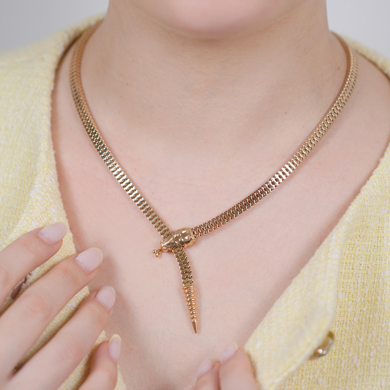 Vintage snake necklace...