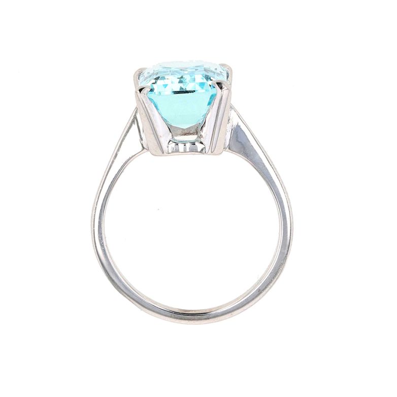 Aquamarine ring 3.53 carats...