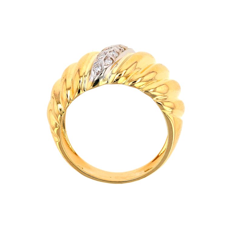 Diamond ring 0.15 carat 2...