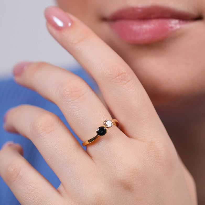 Ring sapphire 0.35 carat...