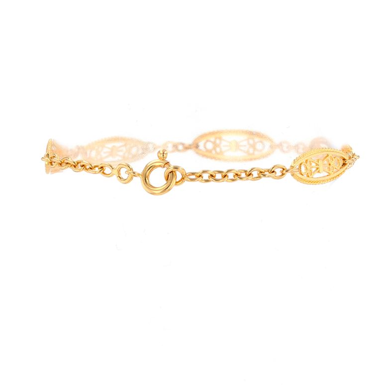 Yellow gold filigree mesh...