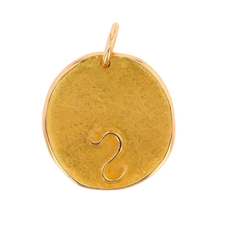 Lion medal in yellow gold...