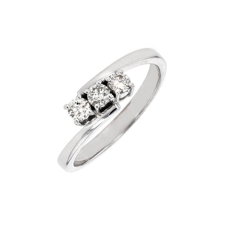 Diamond trilogy ring 0.30...