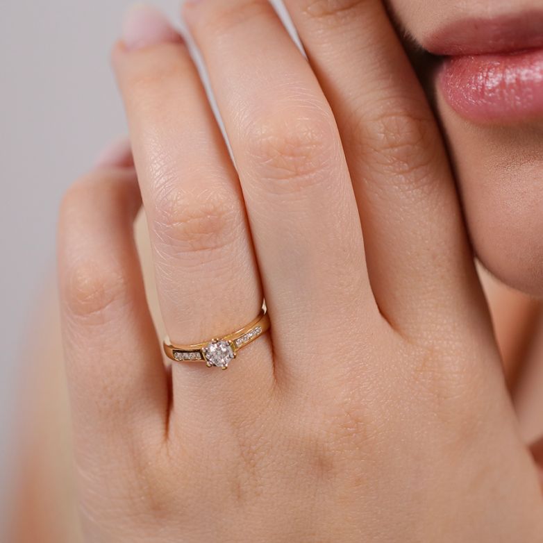 Diamond ring 0.19 carat 2...