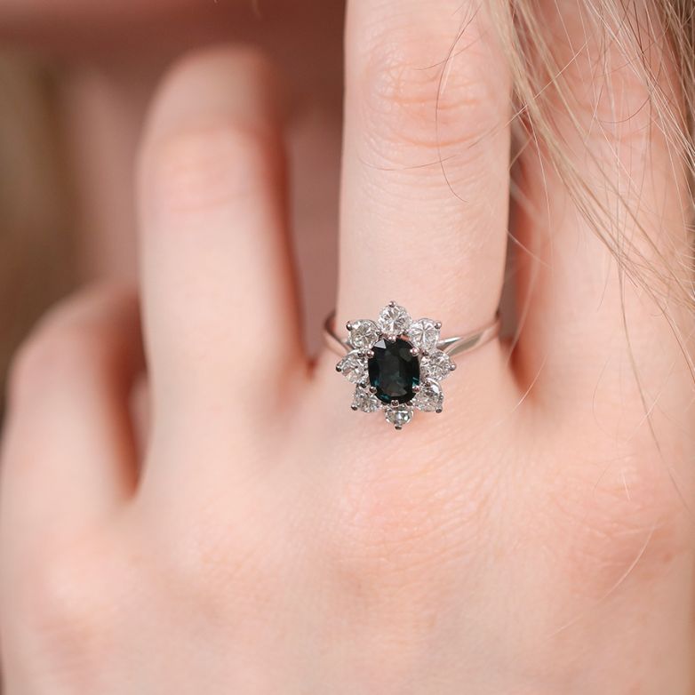 Daisy ring sapphire 1.08...