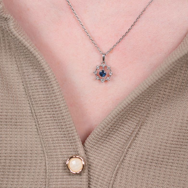 Sapphire 0.19 carat and...