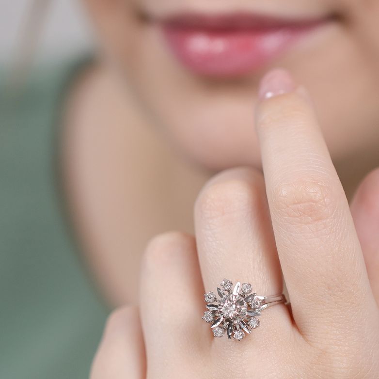 Bague vintage diamants 0.40...