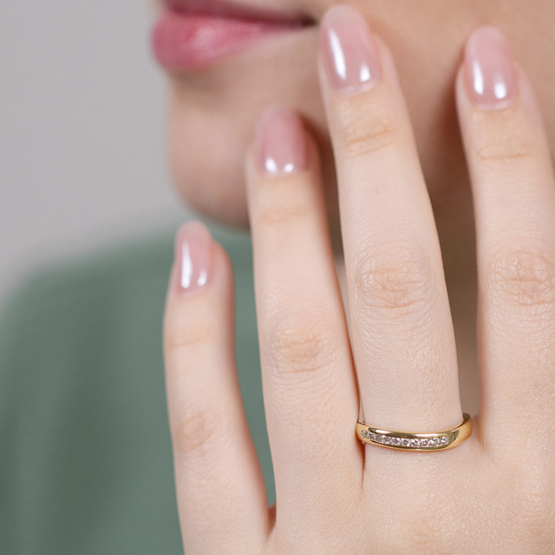 Wedding band diamonds 0.20...
