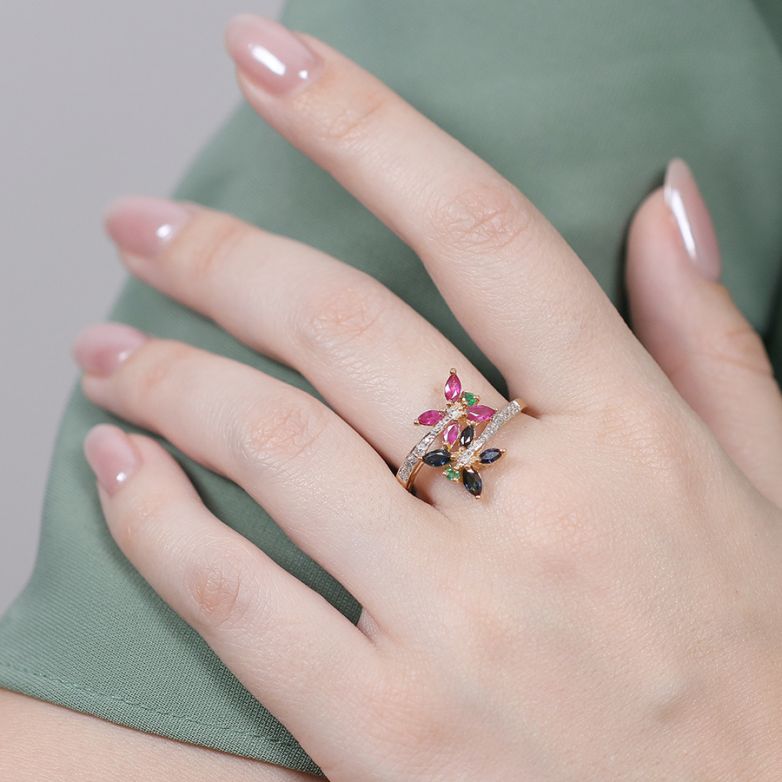 Yellow gold sapphire,...