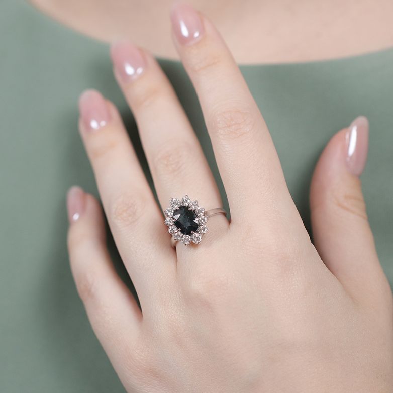 Sapphire daisy ring 1.71...