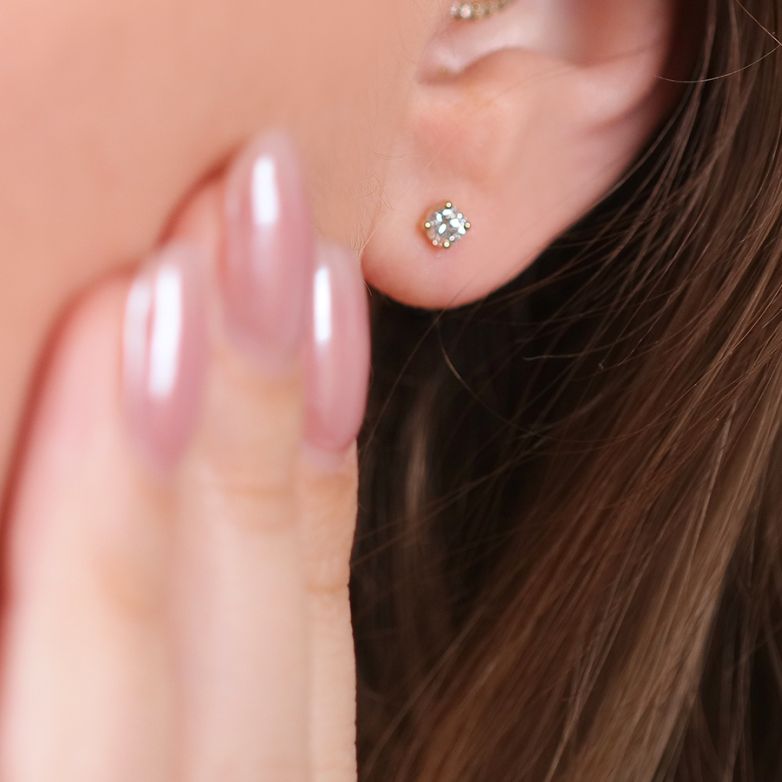 Earrings diamonds 0.29...