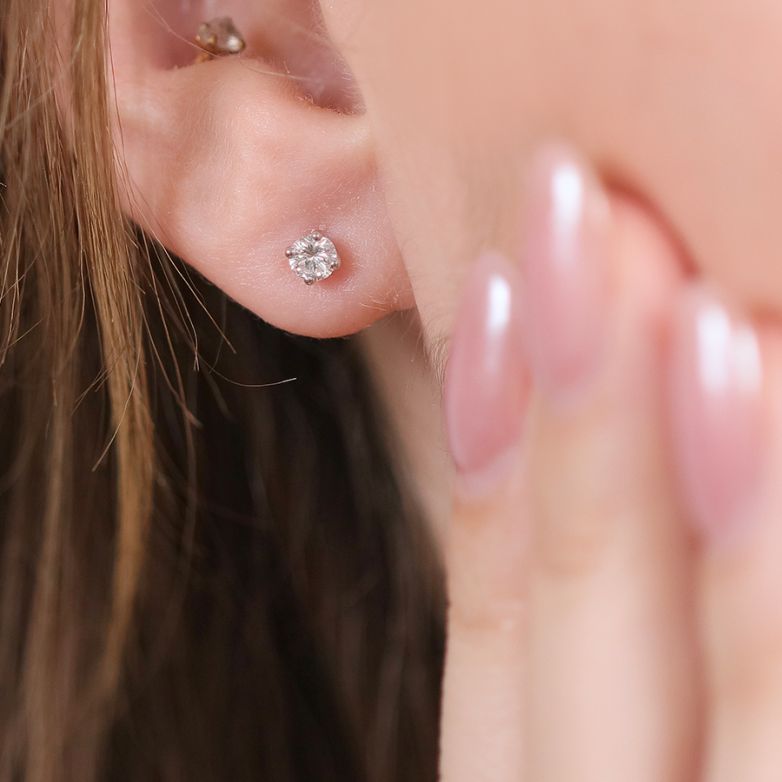 Earrings diamonds 0.33...