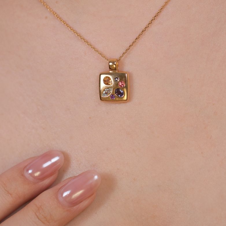 Pendant gemstones yellow...