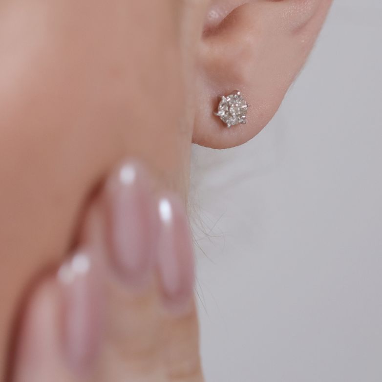 Earrings diamonds 0.14...