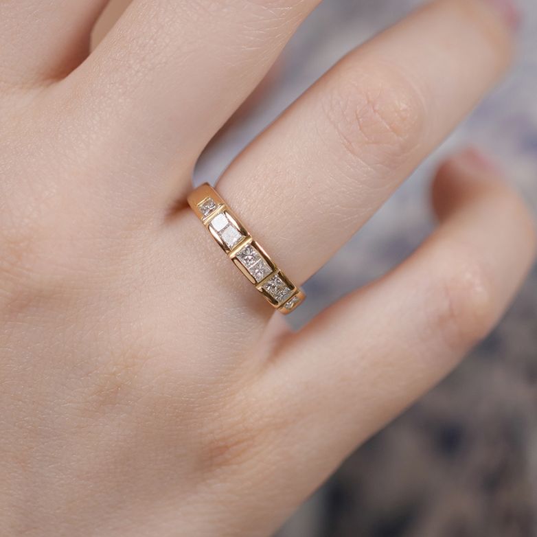 Diamond wedding band 0.48...