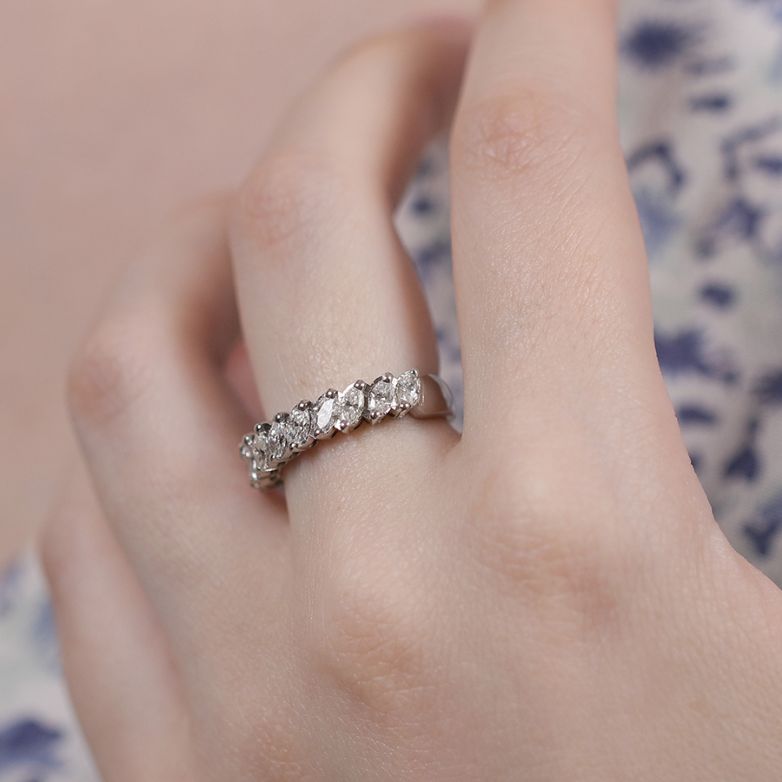 Diamond wedding band 0.70...