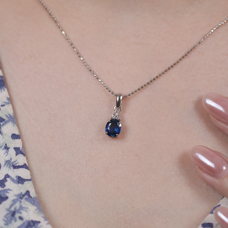 Pendant sapphire 1.95 carat...