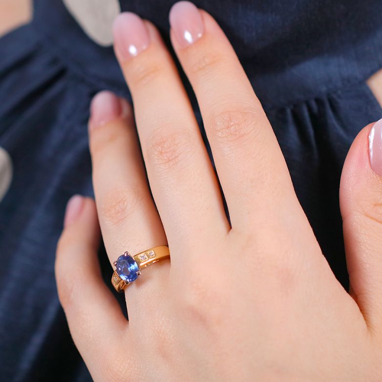 Ring sapphire 1.39 carat...