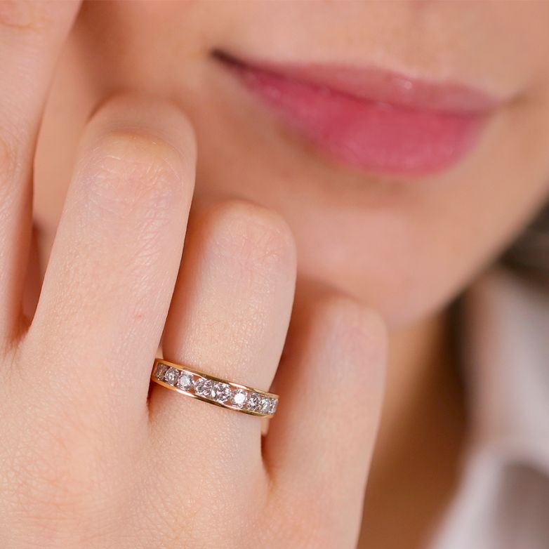 Diamond wedding band 0.70...