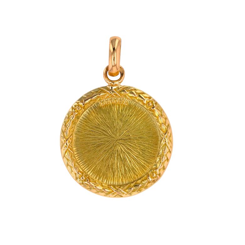 Vintage AUGIS love medal in...