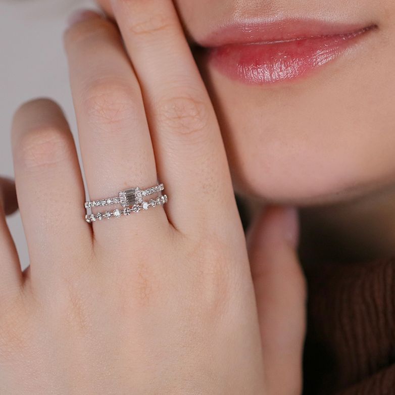 Diamond ring 0.67 carat...