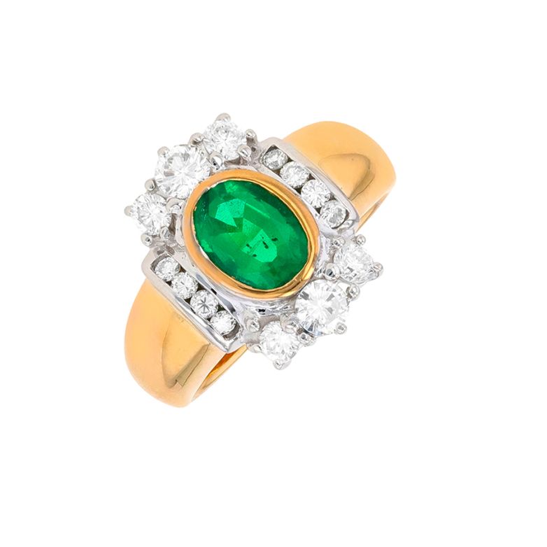 Ring emerald 0.92 carat and...