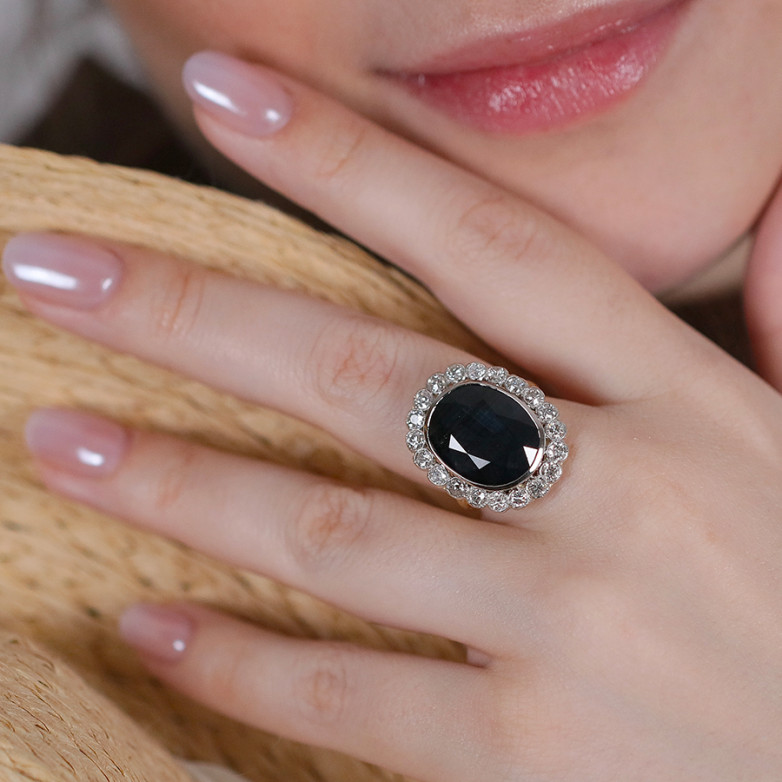 Vintage ring sapphire 12.88...
