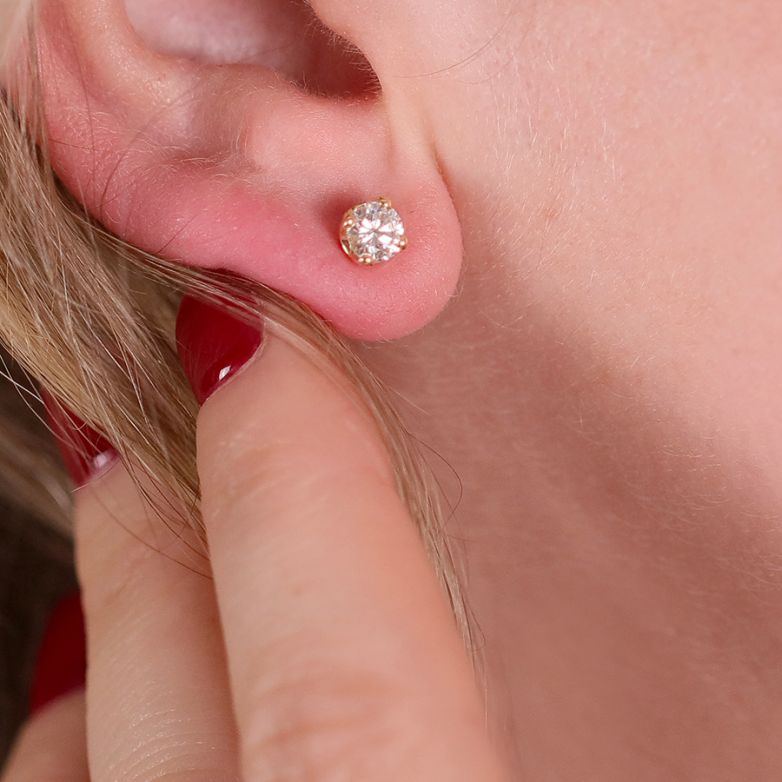 Earrings diamonds 0.70...
