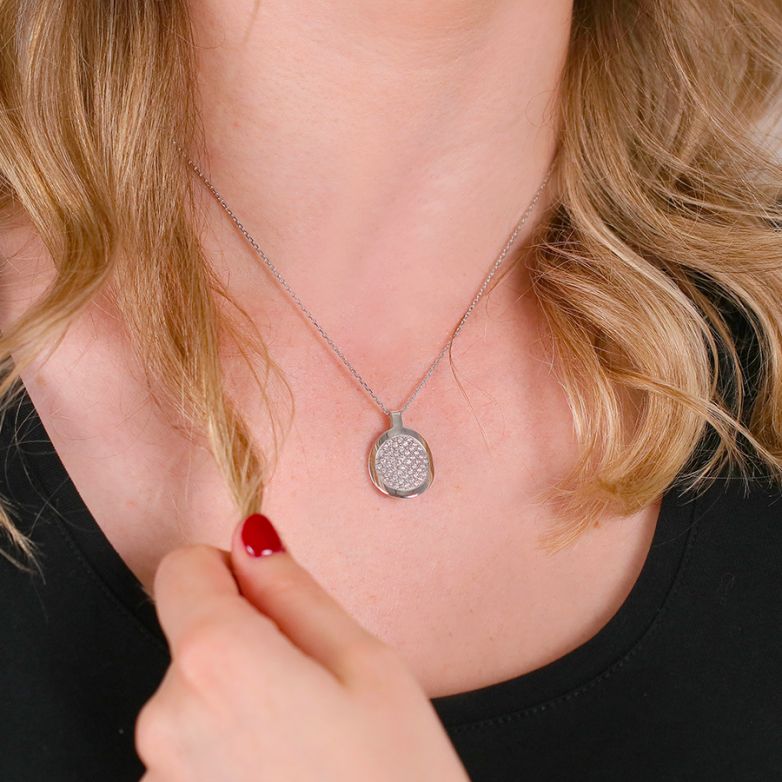 Necklace diamonds 0.48...