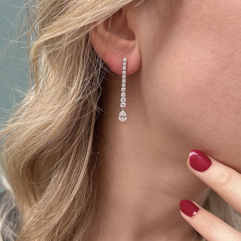 Earrings diamonds 2.02...