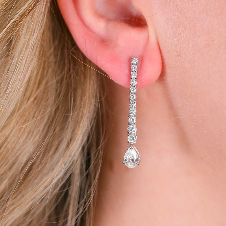 Earrings diamonds 2.02...