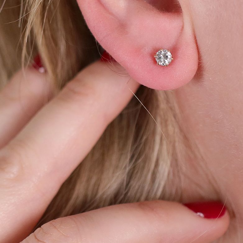Earrings diamonds 0.50...