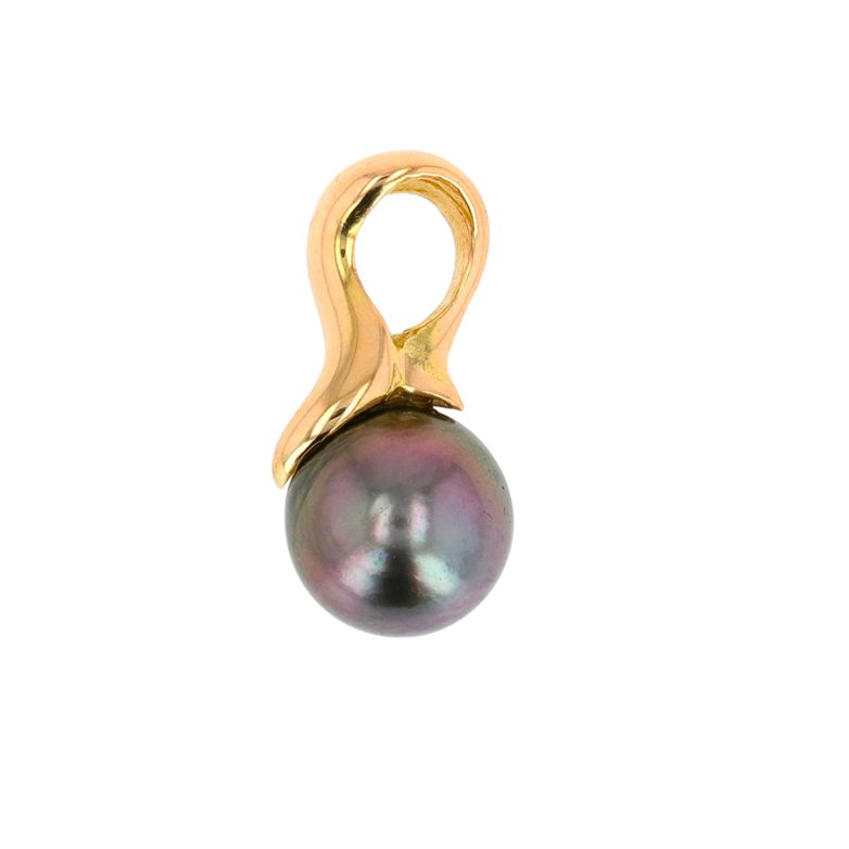 Tahitian pearl pendant...