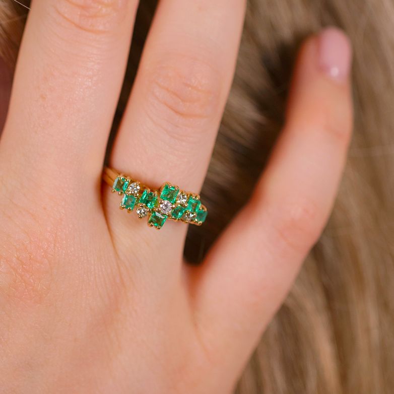 Ring emeralds 0.40 carat...