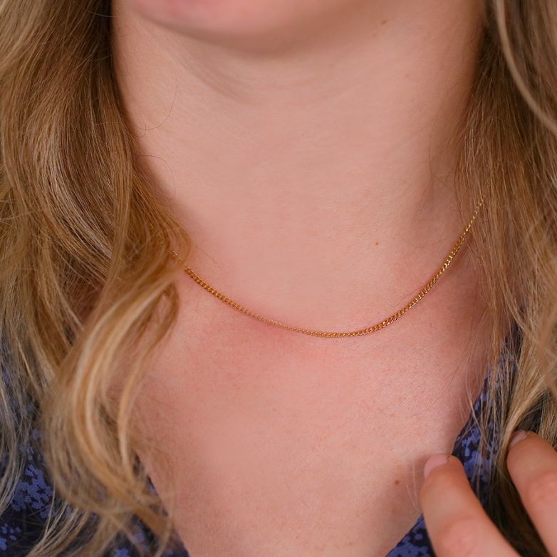 Yellow gold curb chain 4.86g