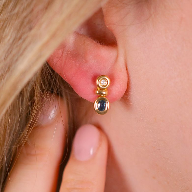 Earrings sapphires 0.34...