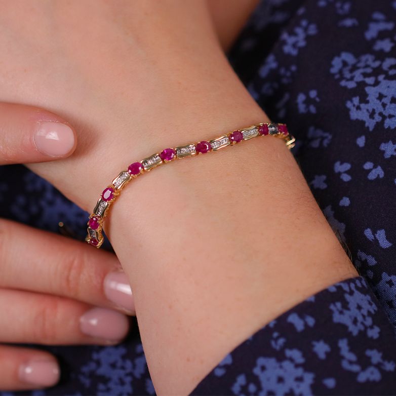 Bracelet ruby 3 carats and...