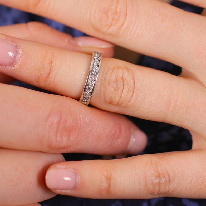 Diamond wedding band 1.20...