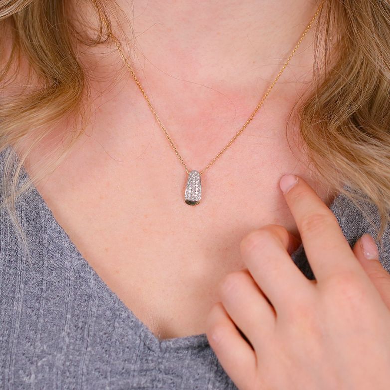 Necklace diamonds 0.38...