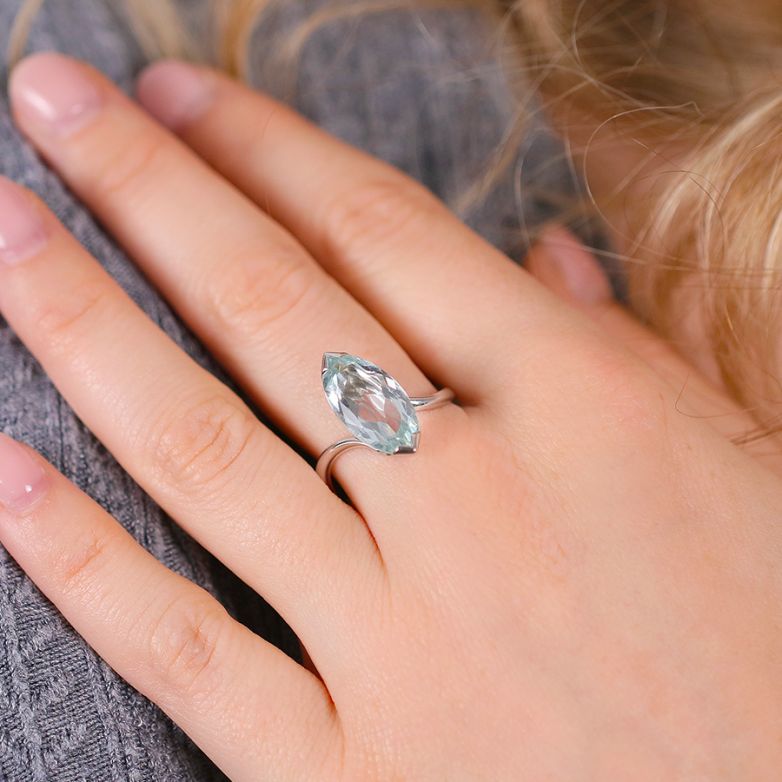 3.76 carat aquamarine ring...