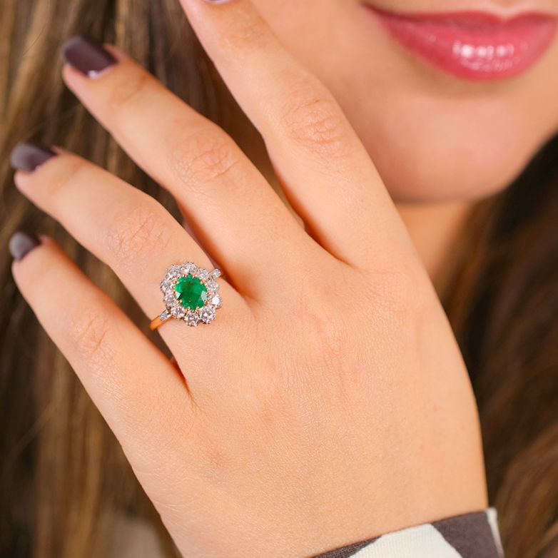 Vintage ring emerald 0.83...