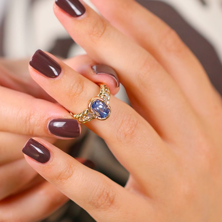 Ring sapphire 1.96 carat...
